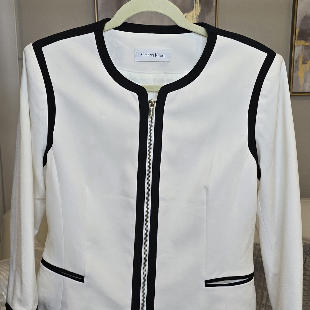 Calvin Klein Women's White and Black Jacket